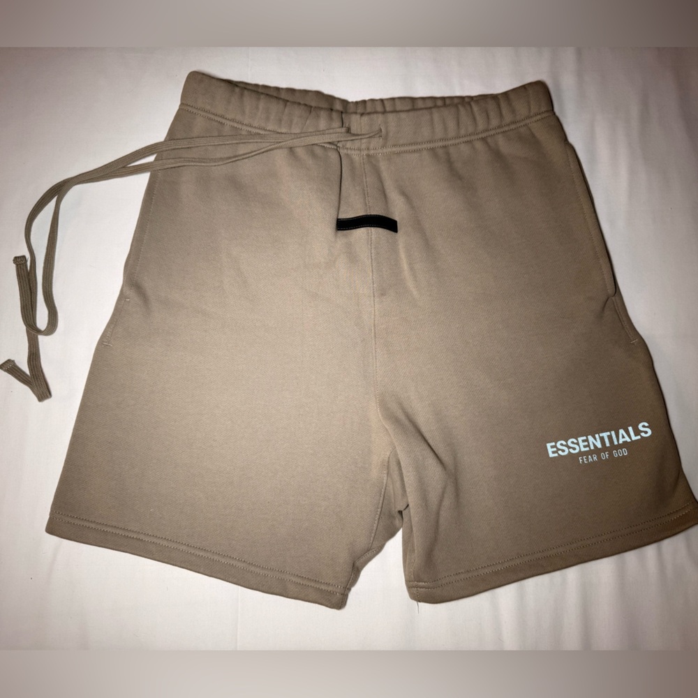 ❌SOLD❌ Fear of God Essentials Sweat Shorts - " Desert Taupe" – Men’s Small